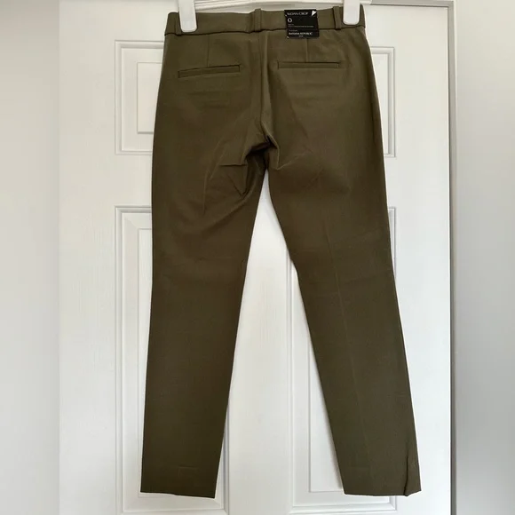 NWT. Women’s Banana Republic Sloan dress pants. Size 0. - Picture 3 of 3